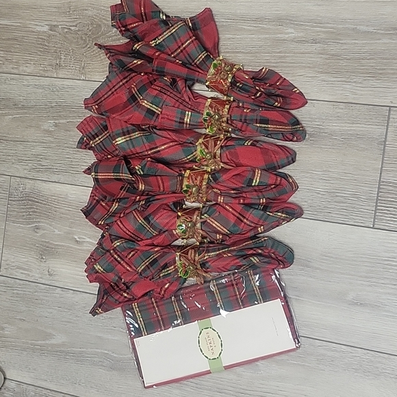 Target Dining Set Of 8 Tartan Napkins And 6 Napkin Rings Poshmark